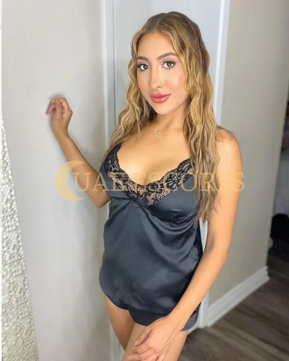 Armida photo 3 in Weiden in der Oberpfalz: 25 years old, blonde hair, 167 cm, 56 kg, Large bust