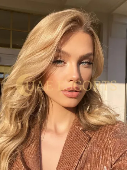 Arnaude photo 6 in Paris: 23 years old, regular, blonde hair, 170 cm, 50 kg, Medium bust