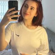 илдур photo 2 in Bonn: 25 years old, regular, red hair, 169 cm, 55 kg, Large bust