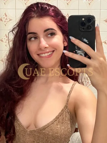 илдур photo 3 in Bonn: 25 years old, regular, red hair, 169 cm, 55 kg, Large bust