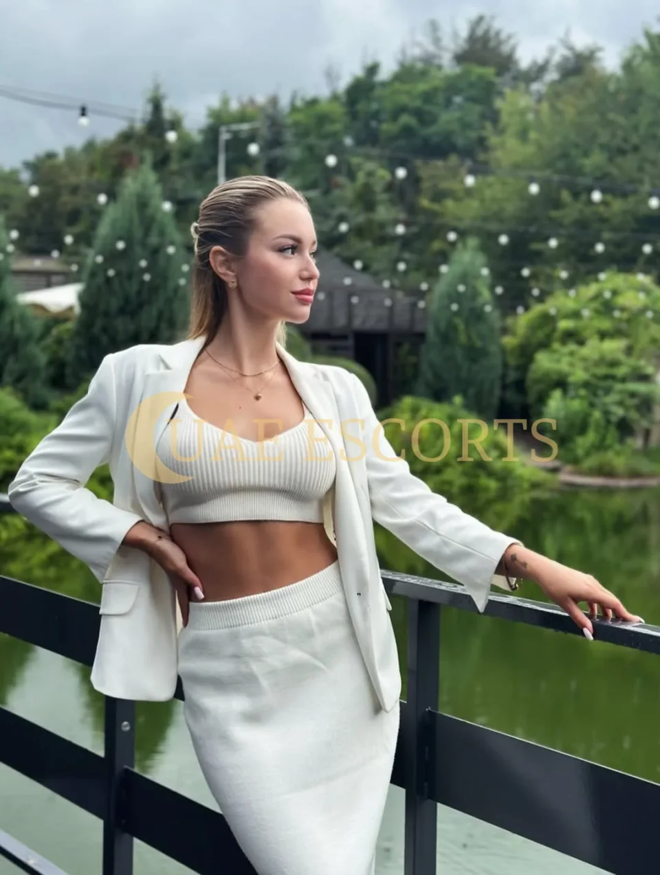 Ashlene photo 2 in Manchester: 20 years old, arab, slim, blonde hair, 168 cm, 53 kg, Medium bust