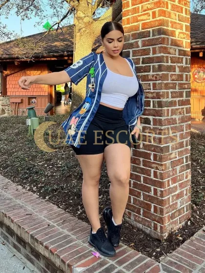 Asifa photo 2 in Bielefeld: 27 years old, european, regular, black hair, 170 cm, 80 kg, Medium bust