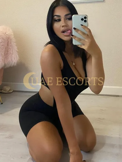 Audlin photo 4 in Essen: 24 years old, european, curvy, black hair, 167 cm, 57 kg, Large bust