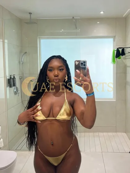 Bebba photo 3 in Essen: 25 years old, curvy, black hair, 167 cm, 68 kg, Medium bust