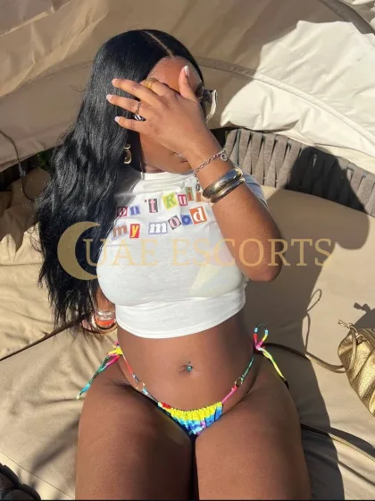 Bebba photo 5 in Essen: 25 years old, curvy, black hair, 167 cm, 68 kg, Medium bust
