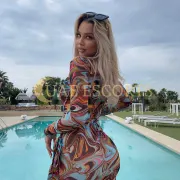 Бенедикта фото 1 - Amsterdam, 28 лет, европейская, regular, черные волосы, 165 см, 54 кг, грудь Small