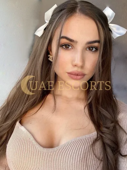 Benidikta photo 5 in Hoofddorp: 21 years old, european, slim, brown hair, 169 cm, 53 kg, Medium bust