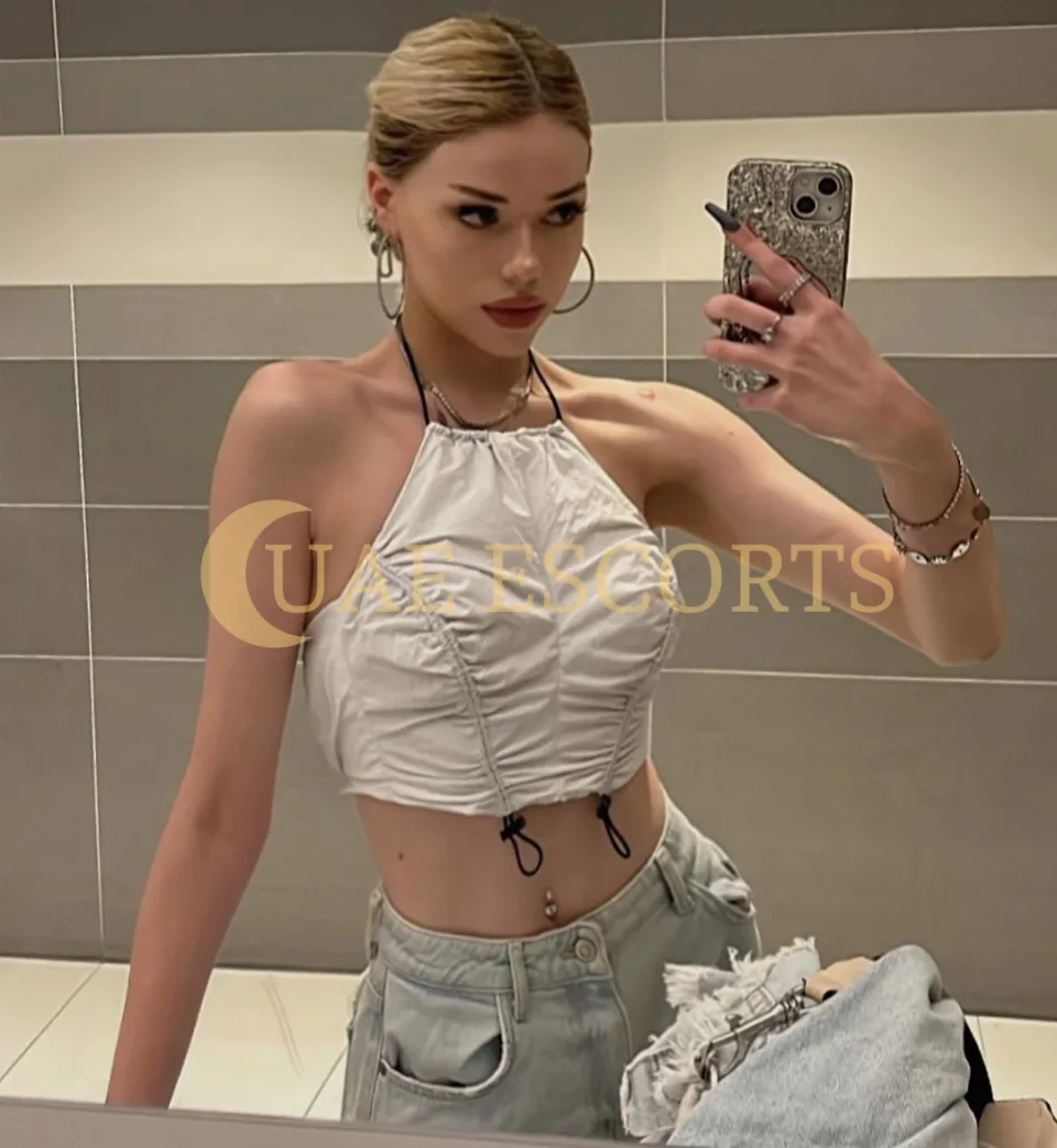 Benna photo 3 in Llandudno: 28 years old, asian, slim, black hair, 165 cm, 56 kg, Large bust