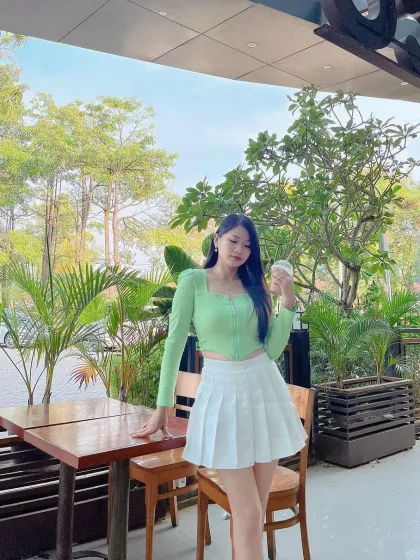 Thora photo 4 in Hong Kong: 24 years old, asian, slim, black hair, 160 cm, 50 kg, C bust
