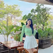 Thora photo 4 in Hong Kong: 24 years old, asian, slim, black hair, 160 cm, 50 kg, C bust