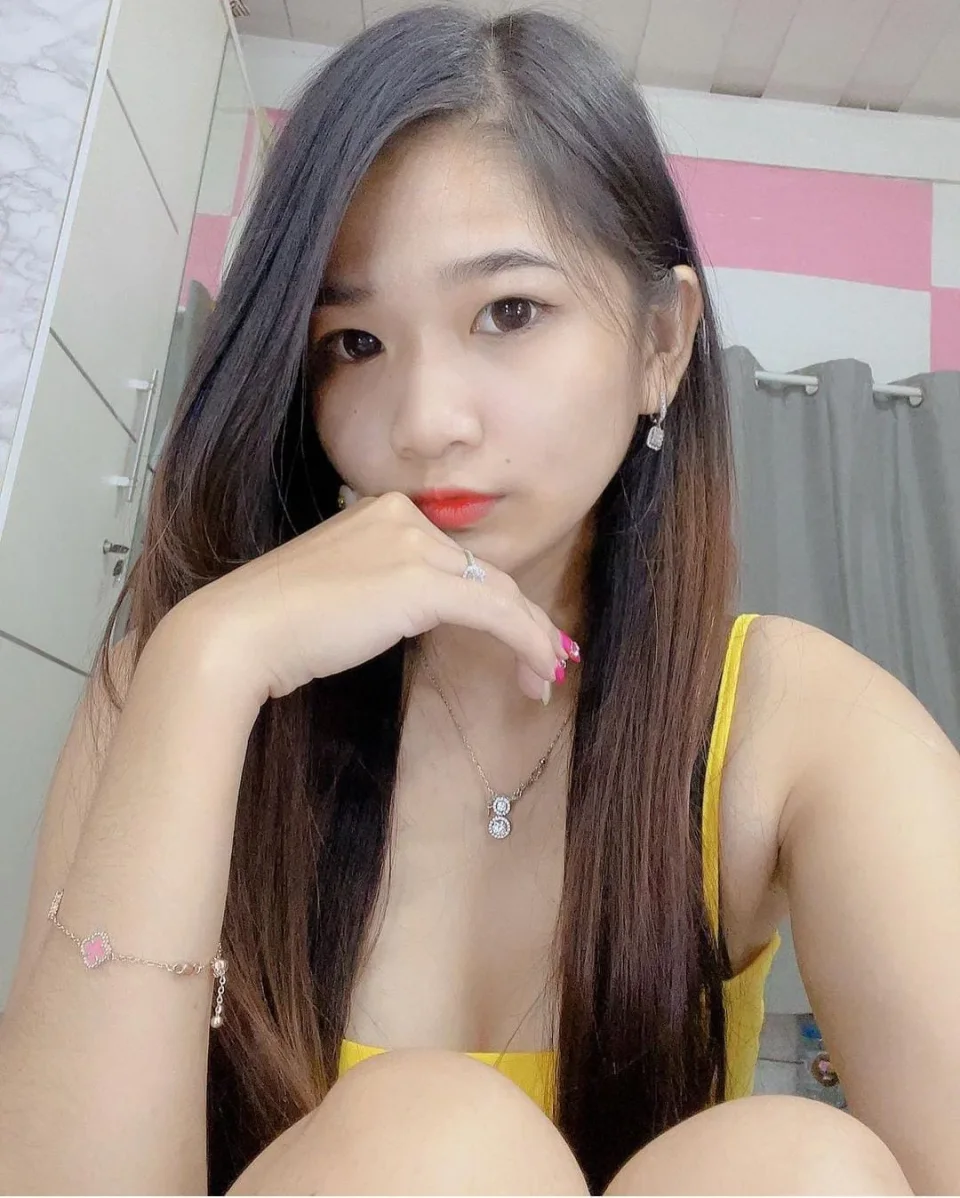Thora photo 5 in Hong Kong: 24 years old, asian, slim, black hair, 160 cm, 50 kg, C bust