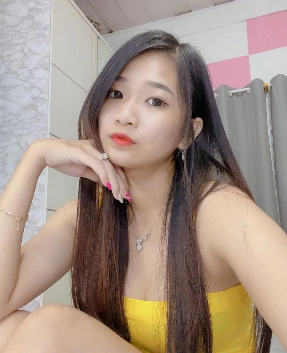 Thora photo 6 in Hong Kong: 24 years old, asian, slim, black hair, 160 cm, 50 kg, C bust