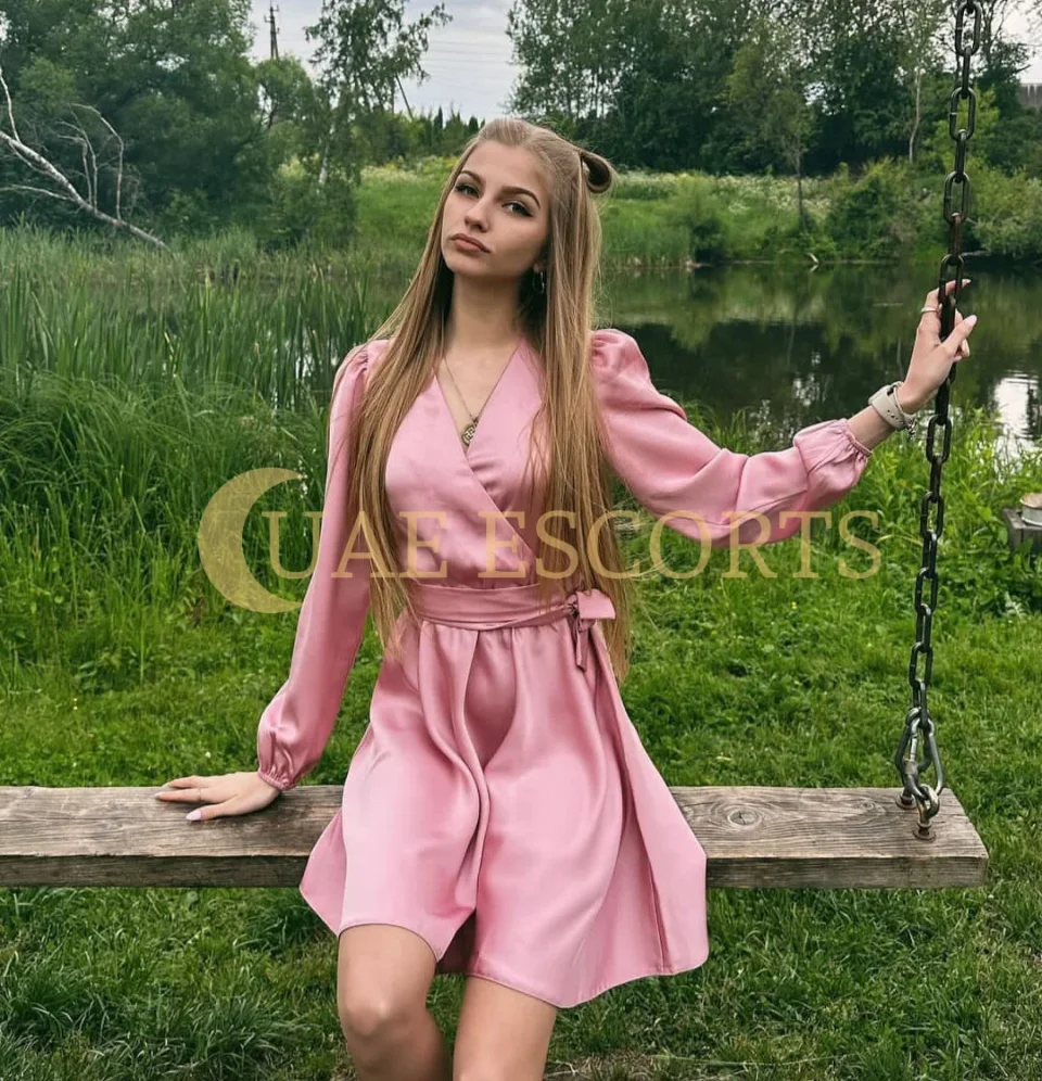 Benney photo 10 in Paris: 24 years old, regular, blonde hair, 170 cm, 50 kg, Medium bust