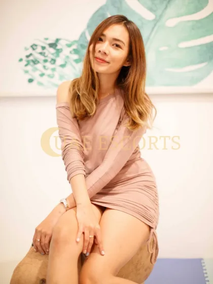 Bergheidur photo 1 in Magdeburg: 23 years old, asian, regular, blonde hair, 165 cm, 50 kg, Large bust
