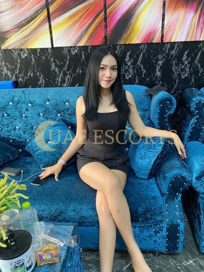 Bernardita photo 4 in Sainte-Maxime: 24 years old, asian, slim, black hair, 166 cm, 50 kg, Medium bust