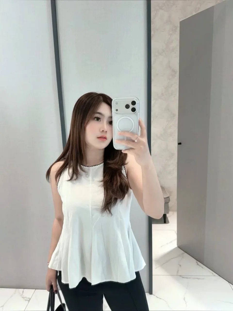 Alycia photo 7 in Ajman: 24 years old, asian, slim, black hair, 167 cm, 50 kg, B bust