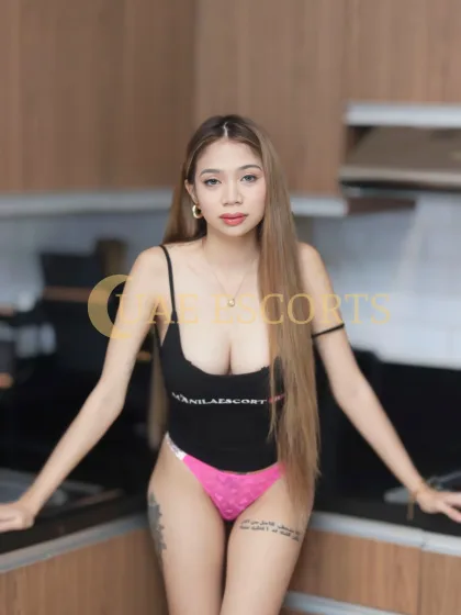 Bethan photo 1 in Offenburg: 24 years old, asian, slim, blonde hair, 167 cm, 55 kg, Medium bust