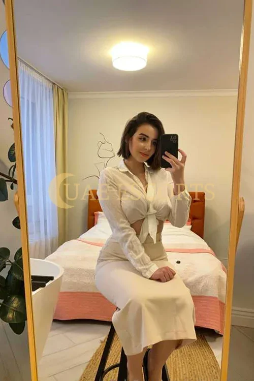 Bilena photo 4 in Eisenach: 27 years old, european, slim, brown hair, 160 cm, 50 kg, Large bust