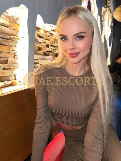 Birgitte photo 1 in Pau: 21 years old, european, slim, blonde hair, 168 cm, 53 kg, Medium bust