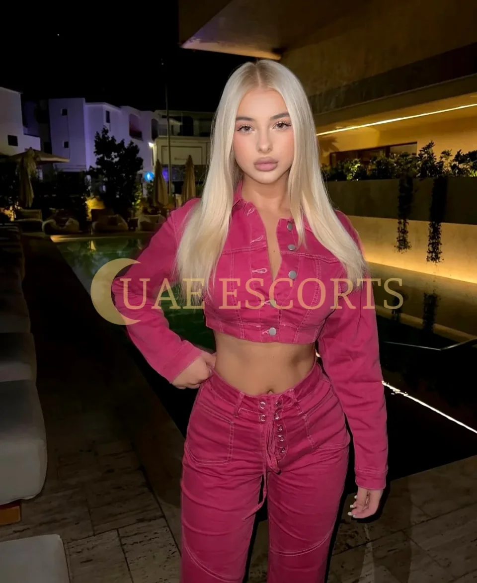 Birtna photo 3 in Roermond: 20 years old, european, slim, blonde hair, 171 cm, 55 kg, Medium bust