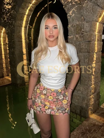Birtna photo 6 in Roermond: 20 years old, european, slim, blonde hair, 171 cm, 55 kg, Medium bust