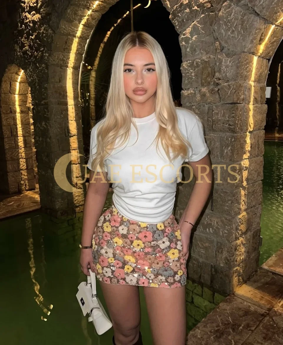 Birtna photo 6 in Roermond: 20 years old, european, slim, blonde hair, 171 cm, 55 kg, Medium bust