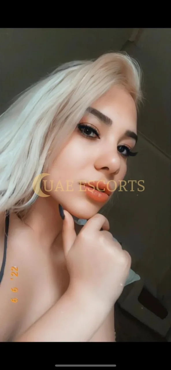 Bjargdis photo 1 in Middelburg: 26 years old, arab, regular, blonde hair, 170 cm, 65 kg, Medium bust