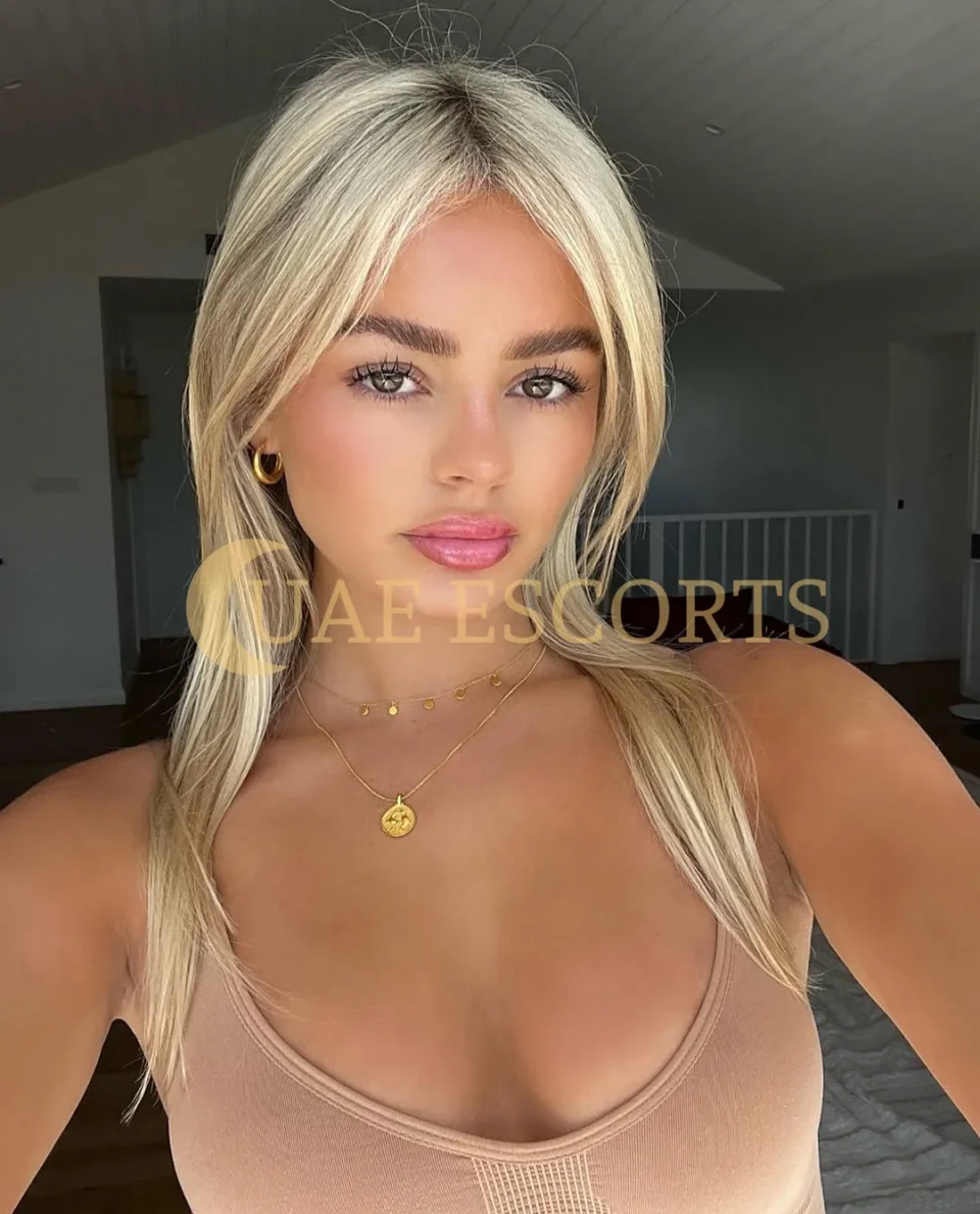 Borgny photo 4 in Amsterdam: 21 years old, european, slim, blonde hair, 169 cm, 54 kg, Medium bust