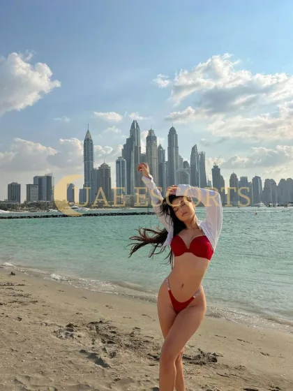 Bozena photo 2 in Avignon: 23 years old, slim, brown hair, 170 cm, 53 kg, Medium bust
