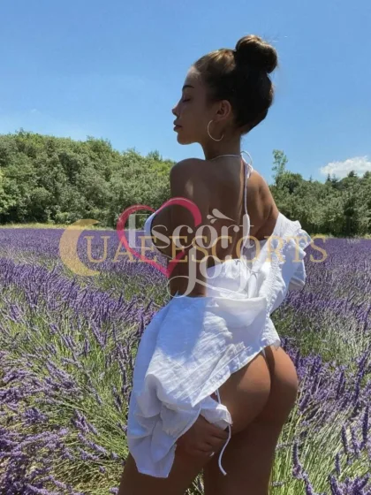 Candelaria photo 4 in Goussainville: 27 years old, slim, brunette, 171 cm, 54 kg, Medium bust