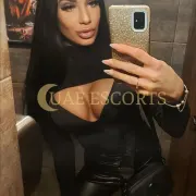 Candelas photo 2 in Belfast: 31 years old, slim, brunette, 171 cm, 54 kg, Medium bust