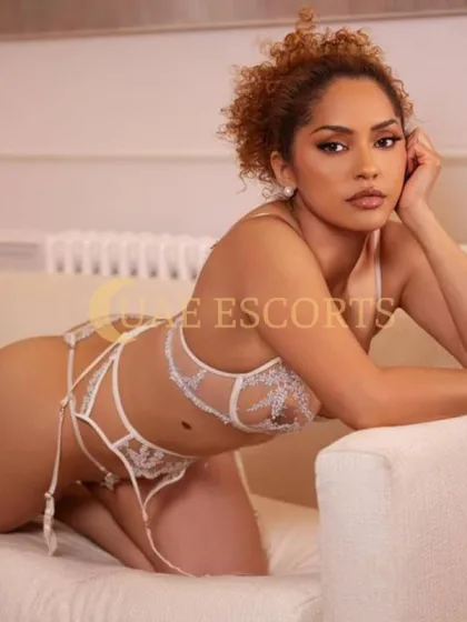 е photo 4 in Le Havre: 24 years old, european, slim, brunette, 165 cm, 50 kg, Large bust