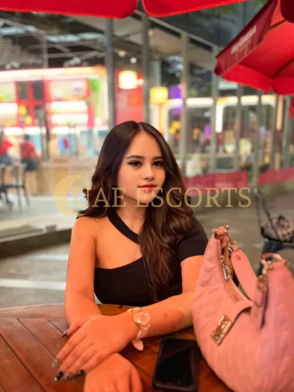 Cassidy photo 1 in Leipzig: 23 years old, asian, skinny, black hair, 165 cm, 52 kg, Large bust