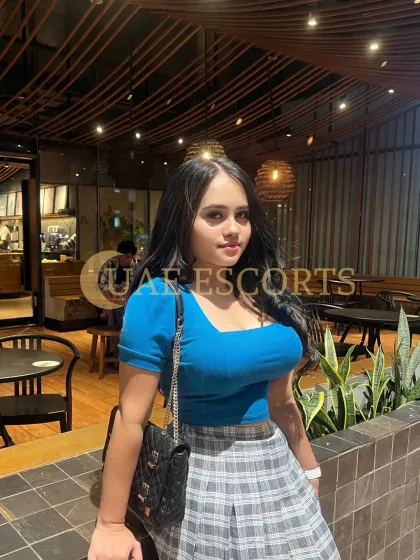 Cassidy photo 4 in Leipzig: 23 years old, asian, skinny, black hair, 165 cm, 52 kg, Large bust