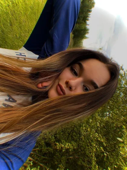Eliane photo 5 in Hong Kong: 20 years old, european, slim, brown hair, 159 cm, 51 kg, A bust