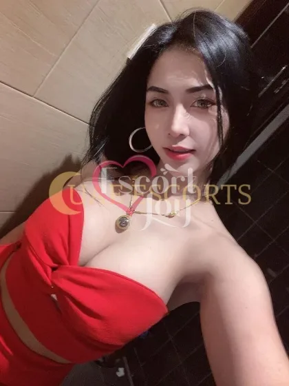 Celinda photo 5 in Montargis: 22 years old, slim, black hair, 164 cm, 52 kg, Large bust