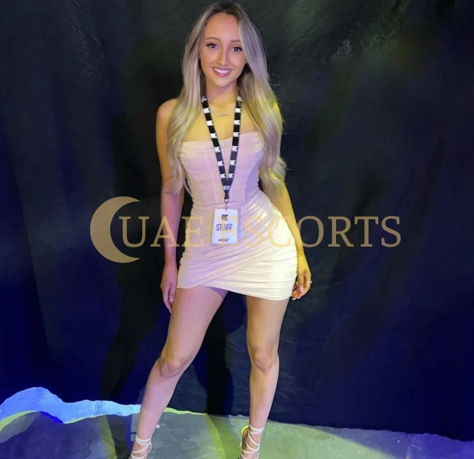 Chantelle photo 2 in Limoges: 31 years old, slim, blonde hair, 171 cm, 54 kg, Medium bust