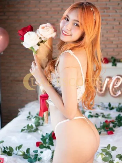 Чардафона фото 2 - Frankfurt, 28 лет, regular, блондинка, 157 см, 53 кг, грудь Medium
