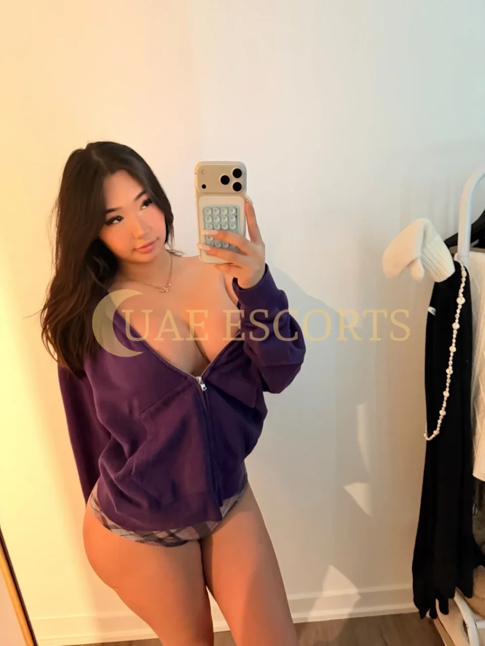 Charlotta photo 2 in Mainz: 21 years old, fat, grey, 65 kg, Large bust