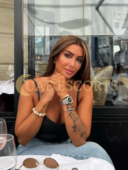 Charo photo 4 in Rostock: 33 years old, brown hair, 173 cm, 66 kg, Medium bust