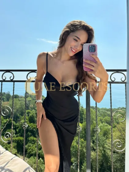 Christel photo 4 in Great Yarmouth: 25 years old, european, regular, blonde hair, 169 cm, 70 kg, Medium bust