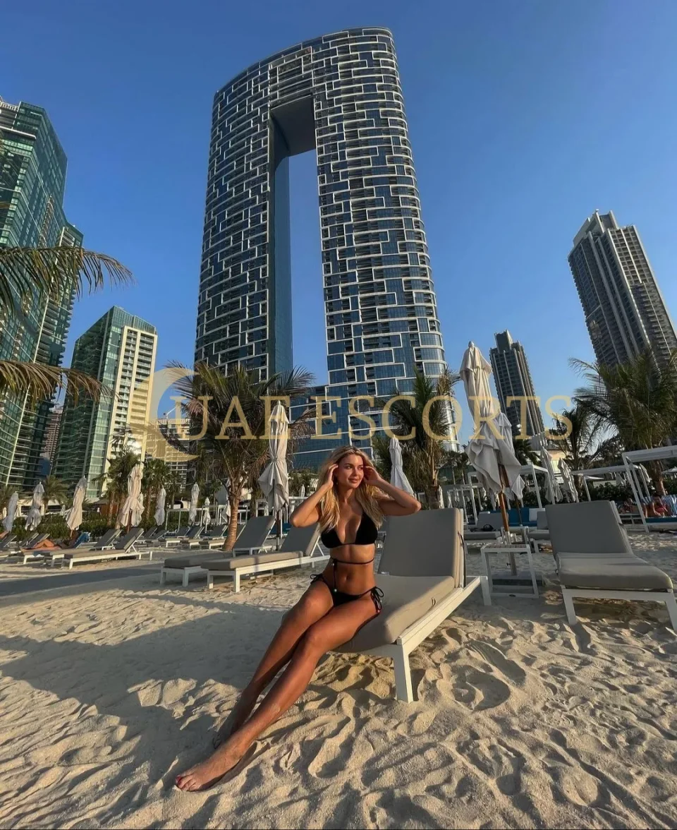 Cielo photo 6 in Nice: 27 years old, arab, slim, blonde hair, 168 cm, 55 kg, Medium bust