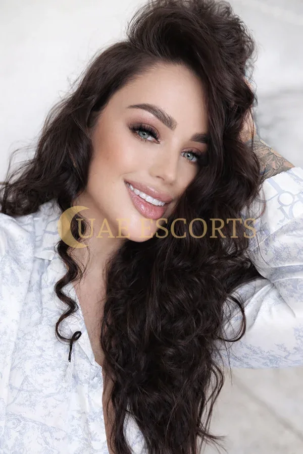 Клаудина фото 6 - Belfast, 23 года, стройная, брюнетка, 168 см, 50 кг, грудь Large