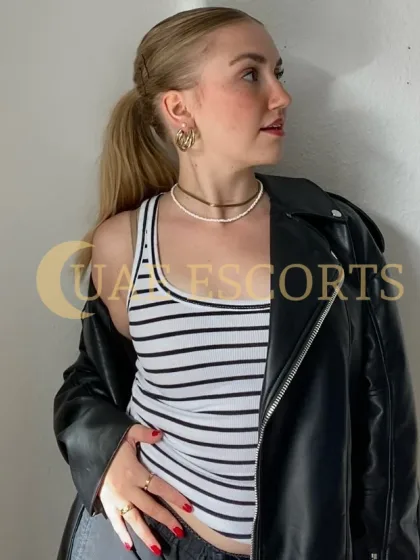 Clemencia photo 1 in Osnabrück: 24 years old, european, blonde hair, 168 cm, 54 kg, Large bust