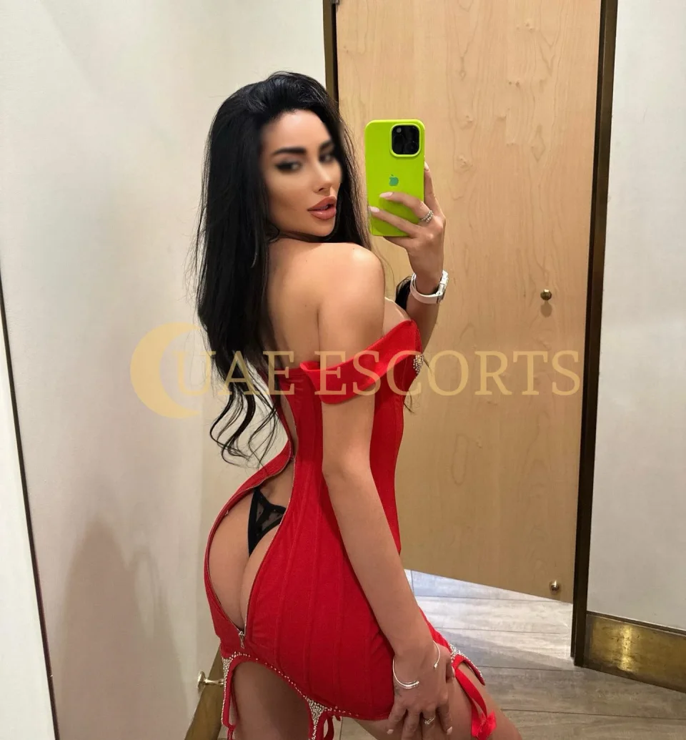 Констанзе фото 3 - Liverpool, 25 лет, стройная, черные волосы, 166 см, 59 кг, грудь Medium