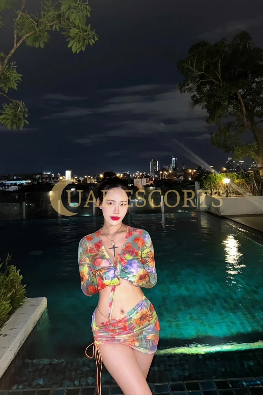 Csilla photo 4 in Wiesbaden: 25 years old, asian, slim, black hair, 165 cm, 50 kg, Large bust