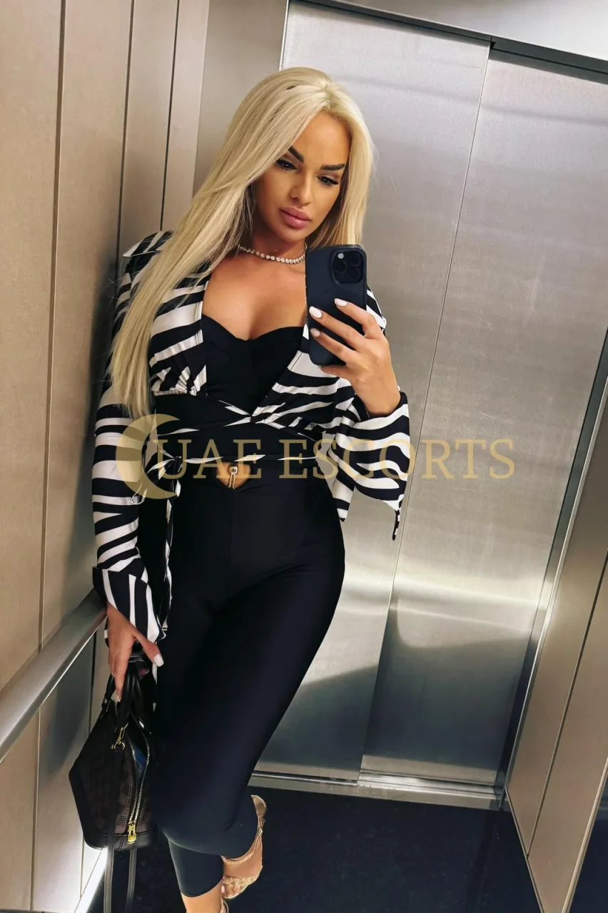 Dagbjort photo 3 in Maidstone: 27 years old, european, slim, blonde hair, 168 cm, 50 kg, Large bust