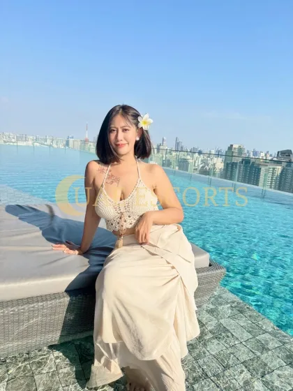 Dagmar photo 2 in London: 25 years old, asian, regular, black hair, 162 cm, 52 kg, Large bust