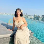 Dagmar photo 2 in London: 25 years old, asian, regular, black hair, 162 cm, 52 kg, Large bust