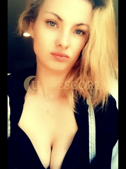 Dagmara photo 4 in Dortmund: 34 years old, european, skinny, blonde hair, 120 kg, Large bust